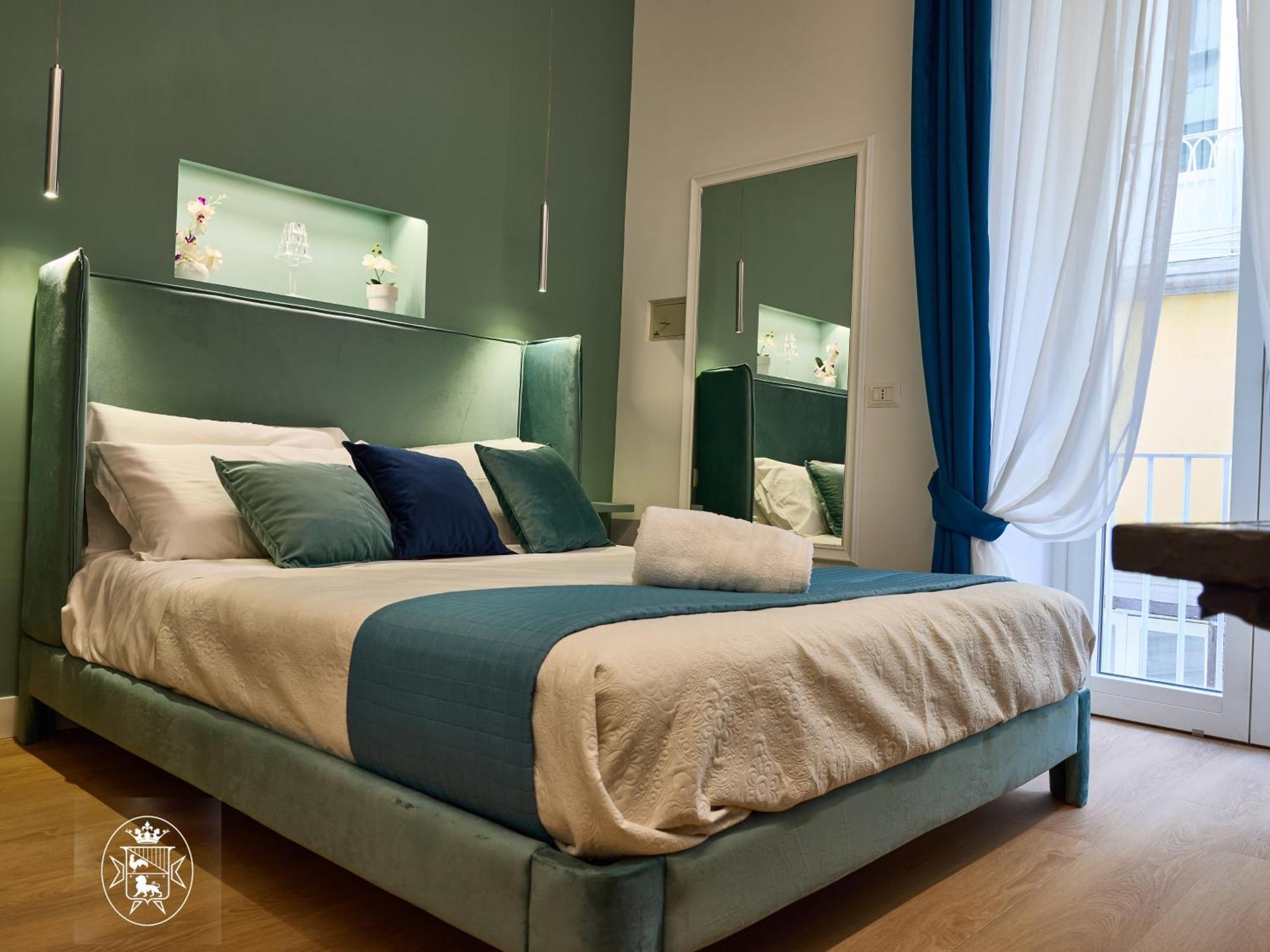 Vista Piazza Dei Martiri Bed & Breakfast Naples Luaran gambar